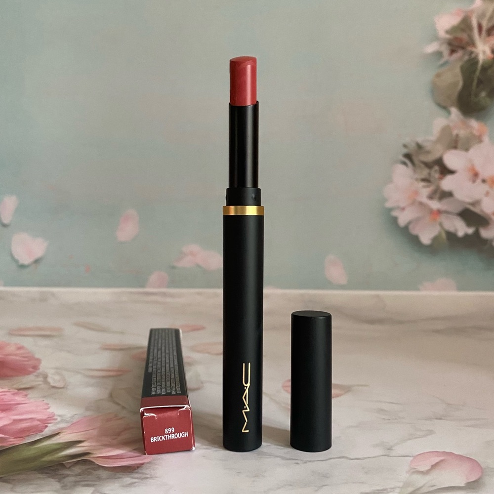 MAC Powder Kiss Velvet Blur Slim Lipstick #899 Brickthrough~ .07oz/2g NIB